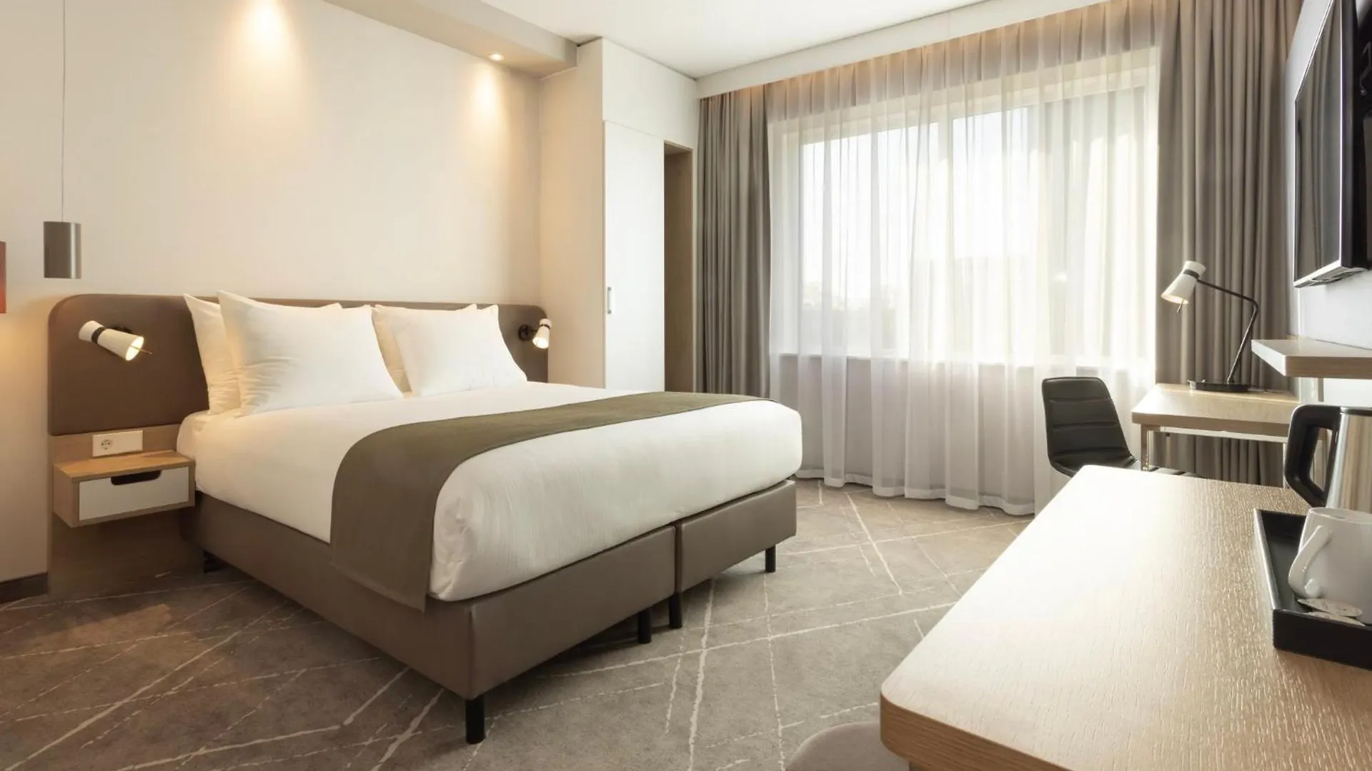 Hotel Holiday Inn - Eindhoven Airport By Ihg